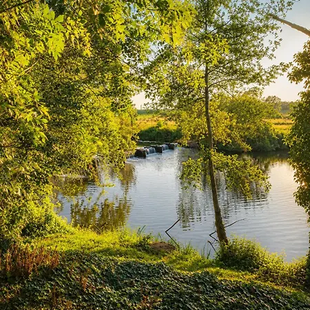 Lodge Thouars Rivière Kaëli Taizé